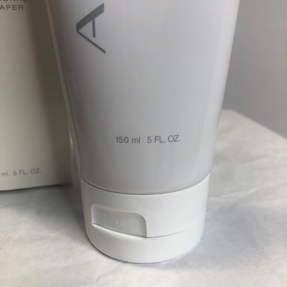 Avon Anew Clinical Lift and Tuck Professional Body Shaper 150 ml 5 Oz Unused - Picture 9 of 14